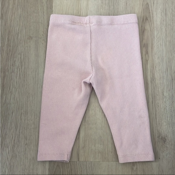 Pre Owned Set of Zara Girls Top Shorts and Pants Sz 6-9 Months - Picture 10 of 10